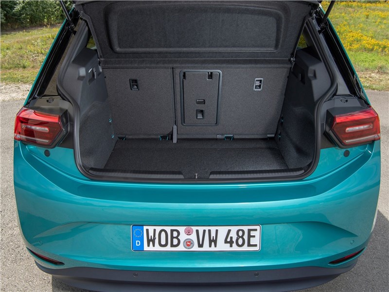 Volkswagen ID.3 (2020) багажное отделение