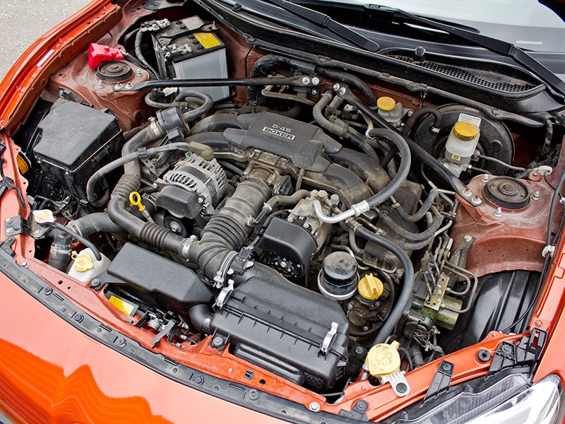 Toyota GT86 2012 двигатель