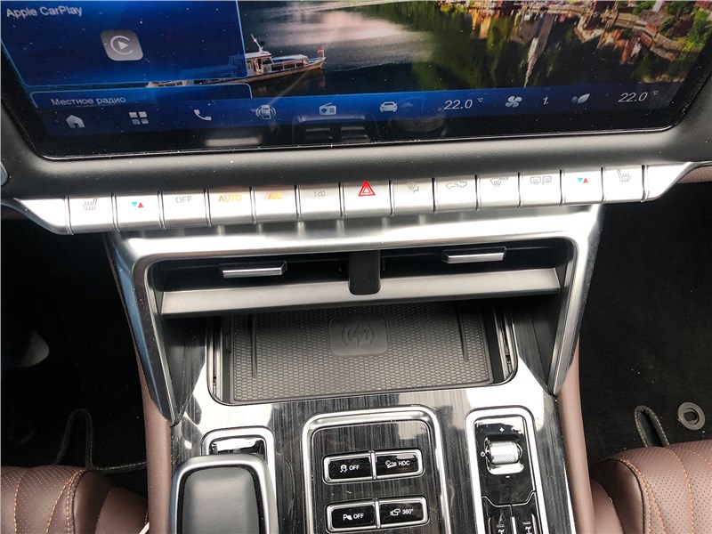 Foton Tunland V7 (2024) центральная консоль