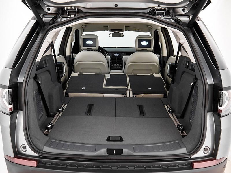 Land Rover Discovery Sport 2015 багажное отделение