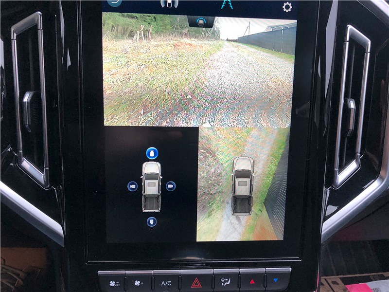 JAC T9 (2024) монитор