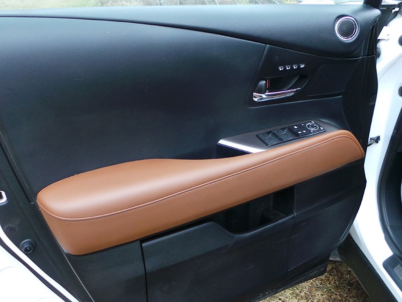 Lexus RX 450h F-Sport 2014 внтренняя отделка двери