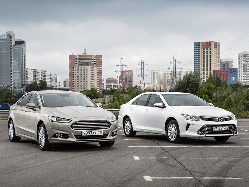 Ford Mondeo, Toyota Camry - ford mondeo 2015 и toyota camry 2014 классовое неравенство
