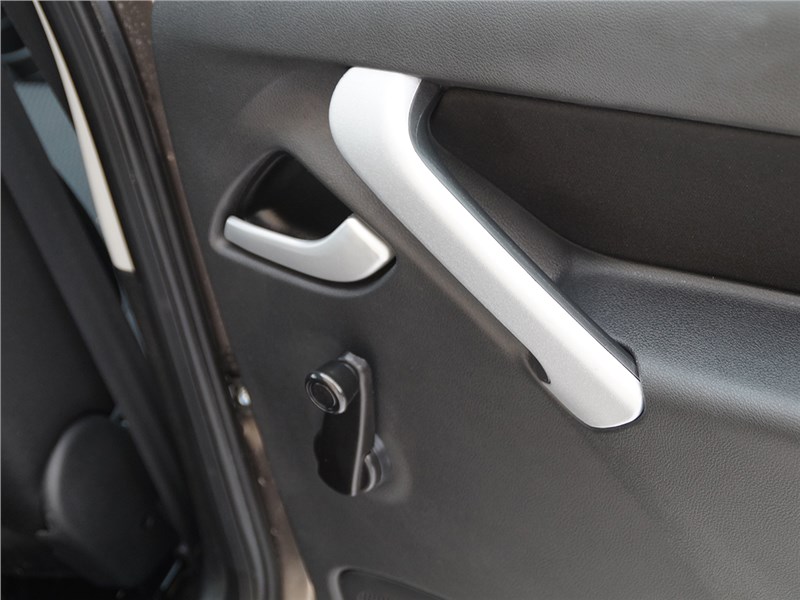 Datsun mi-Do 2015 задняя дверь