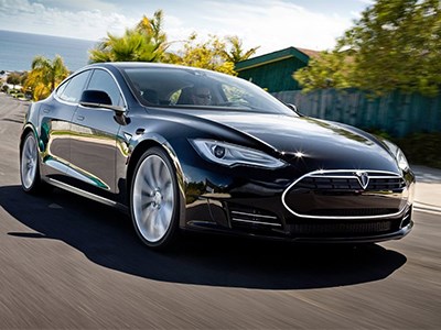 Tesla Motors отзывает 90 тысяч электрокаров