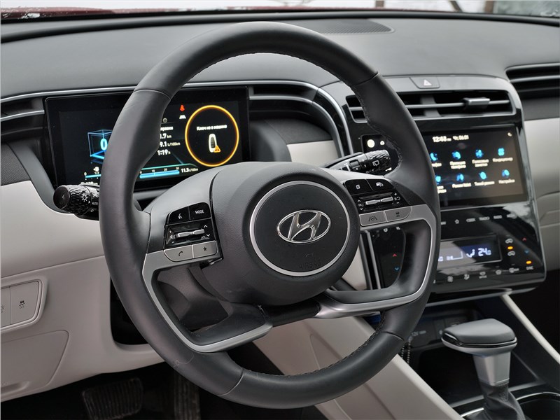 Hyundai Tucson (2021) руль