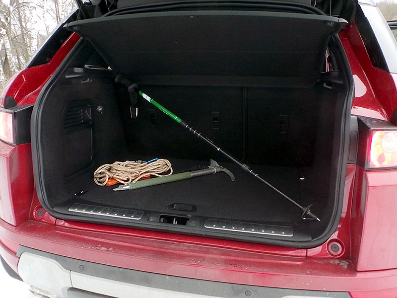 Range Rover Evoque 2012 багажное отделение