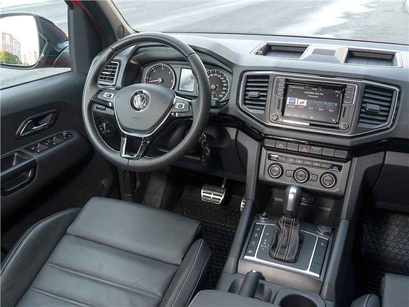 Volkswagen Amarok Aventura (2020) салон