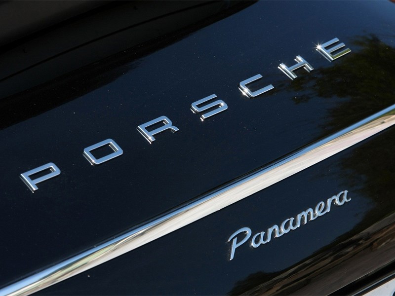 Porsche Panamera нового поколения разделит платформу с Bentley Continental 
