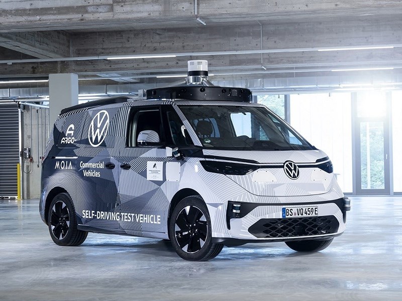 В Volkswagen представили беспилотный микроавтобус