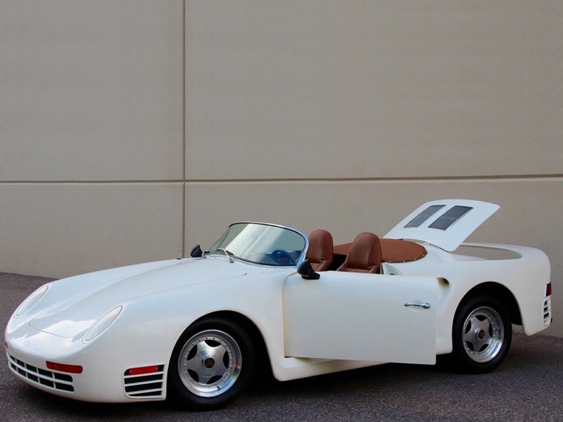 Взгляните на Porsche, которого никогда не было!