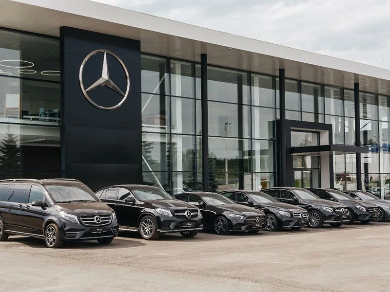 Эксперты оценили потери Mercedes от ухода из России
