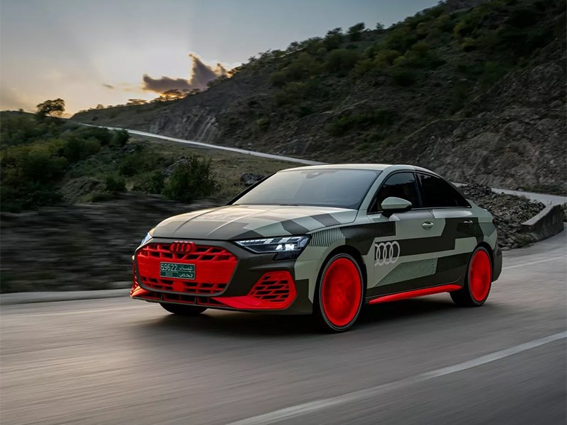 Audi поделилась изображениями нового S3