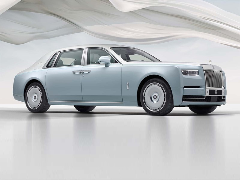 Rolls-Royce представил Phantom в ограниченной серии Scintilla 