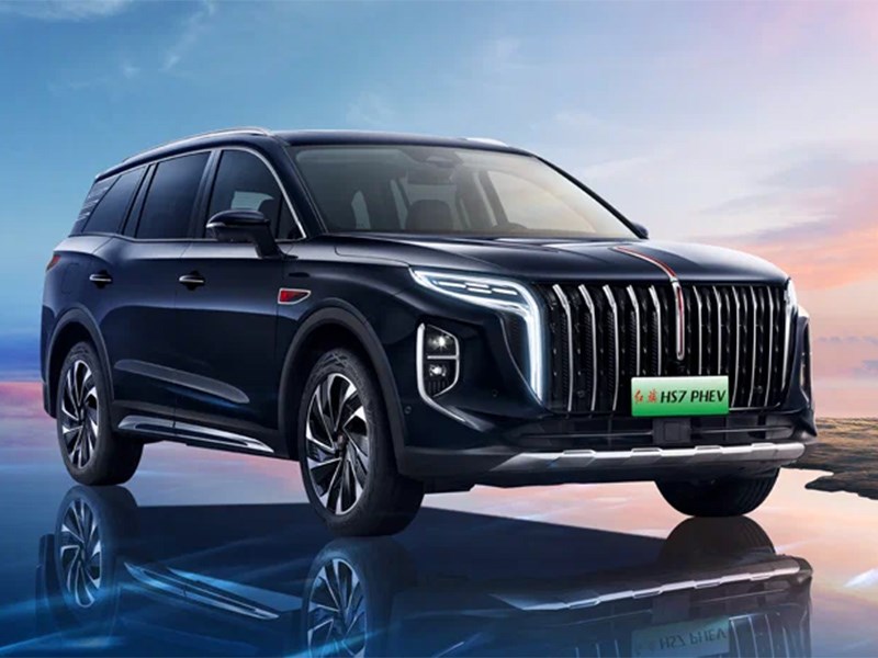 Кроссовер Hongqi HS7 второго поколения готов к дебюту на российском рынке 