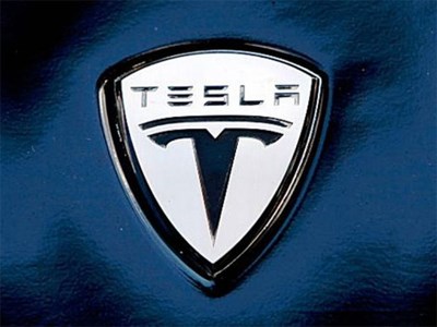 Panasonic продолжит поставлять аккумуляторы для электрокаров Tesla