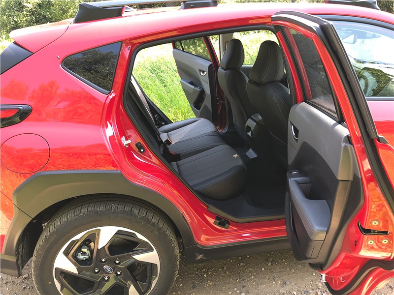 Subaru Crosstrek (2026) второй ряд