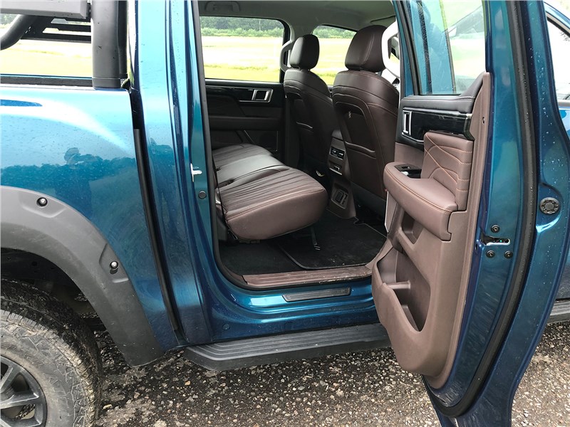 Foton Tunland V7 (2024) второй ряд