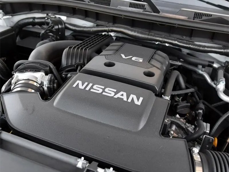 Nissan не откажется от двигателей V6
