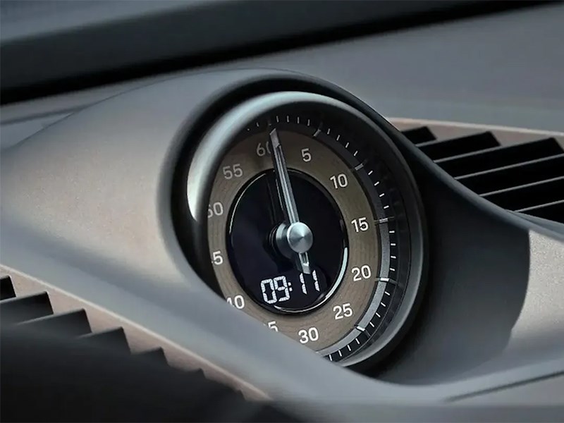 Porsche разрабатывает съемные часы Sport Chrono с функцией ключа зажигания