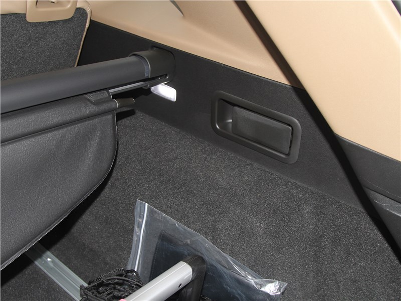 Cadillac XT5 2020 багажное отделение