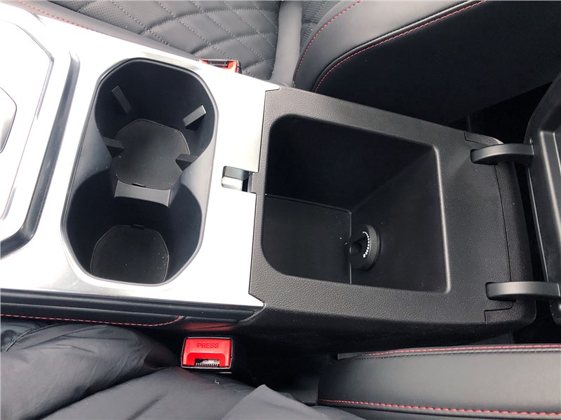 JAC T9 (2024) бокс