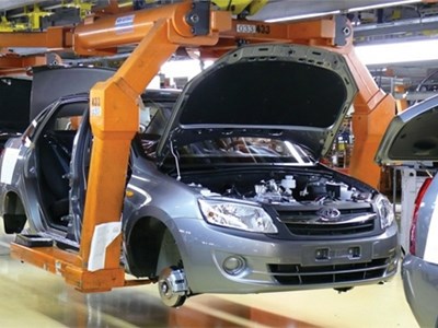 На Ижевском автозаводе прекратится производство седанов Lada Granta