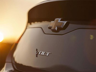 General Motors показал первый тизер нового Chevrolet Volt