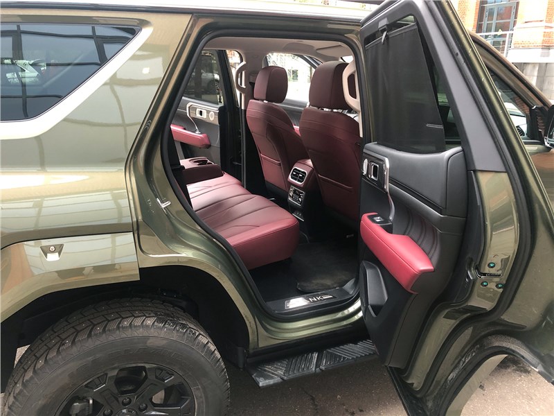 Tank 400 (2026) второй ряд