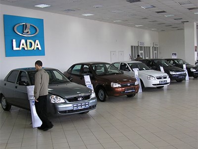 Продажи автомобилей Lada растут благодаря программе утилизации