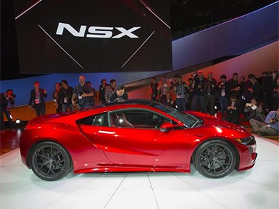 Новый Acura NSX с гибридной силовой установкой дебютировал в Детройте