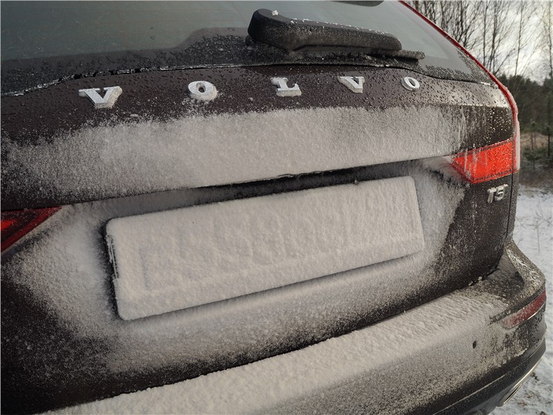 Volvo V60 Cross Country 2019 задняя дверь