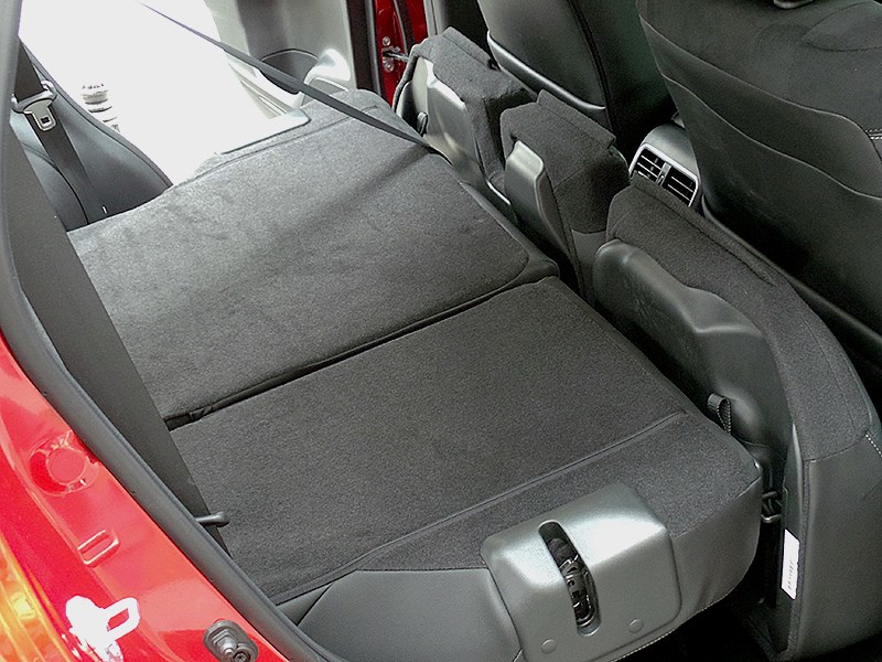 Honda CR-V 2015 багажное отделение