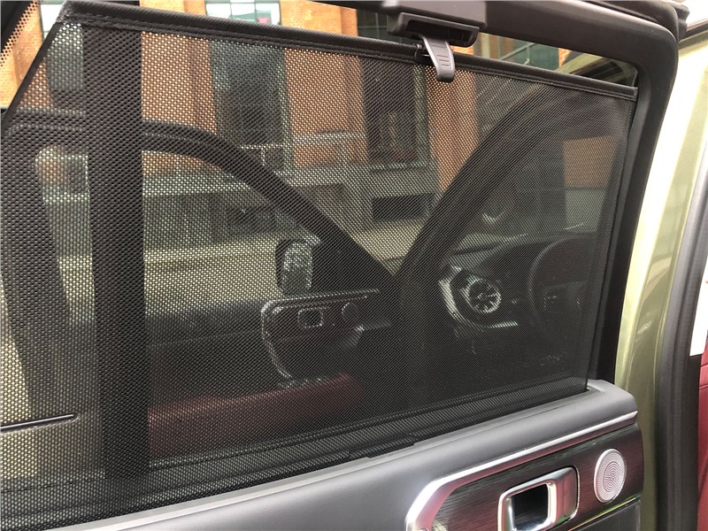 Tank 400 (2026) шторка