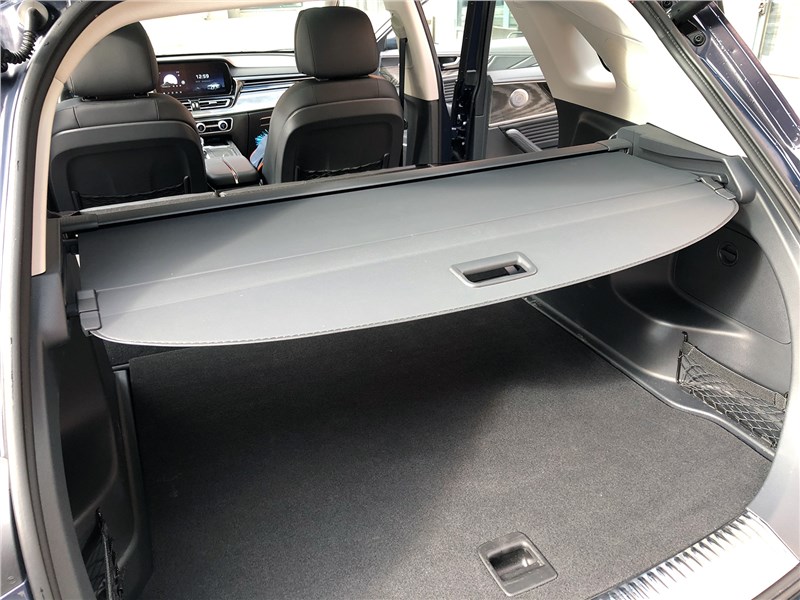 Hongqi HS5 (2025) багажное отделение