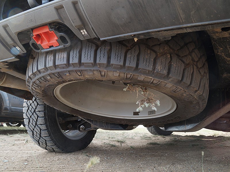Land Rover Discovery 2014 запасное колесо
