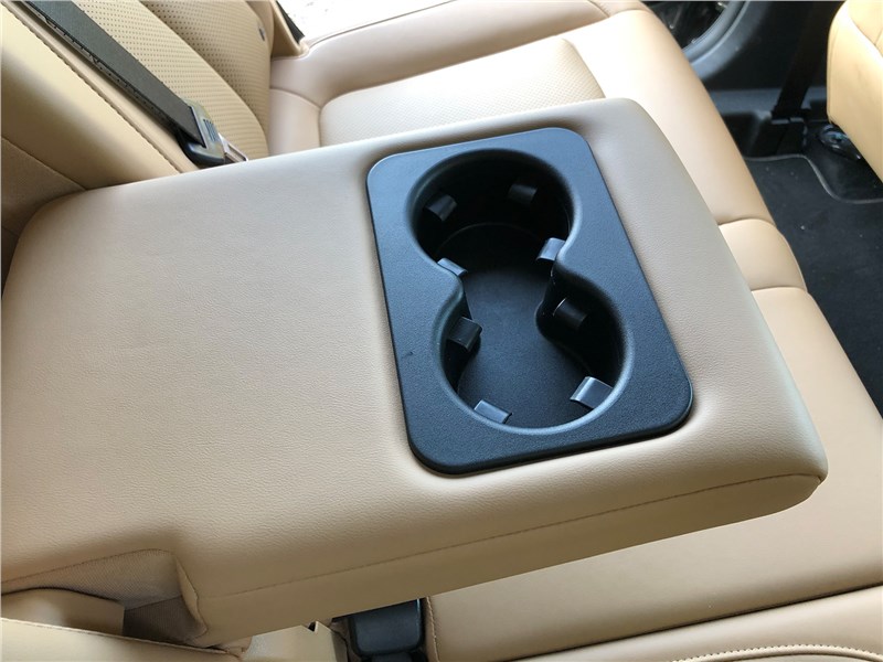 Evolute i-Space (2024) задний диван