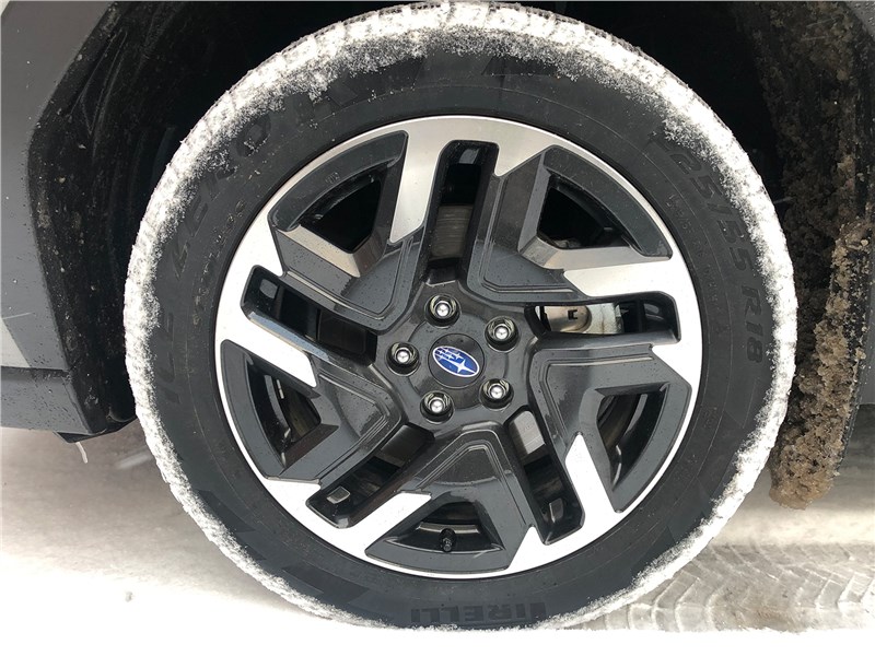 Subaru Forester (2023) колесо