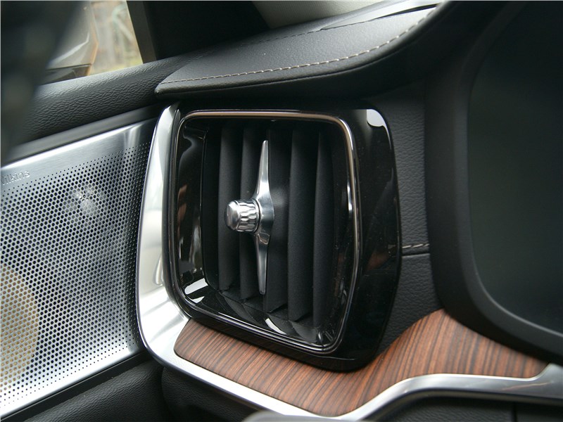 Volvo S60 2019 дефлектор системы вентиляции