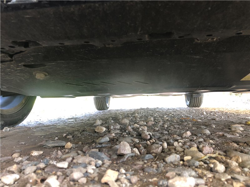 Suzuki Baleno (2022) защита моторного отсека