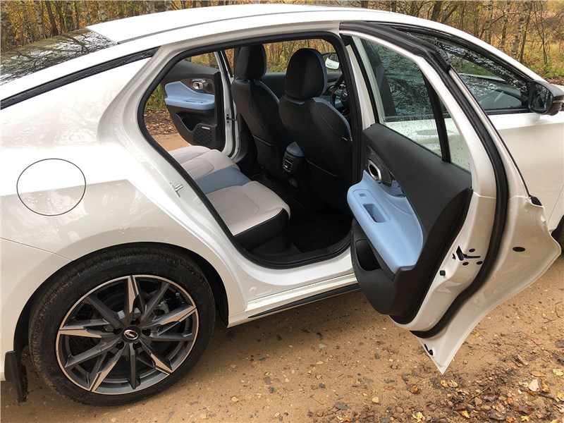 GAC Empow (2025) второй ряд