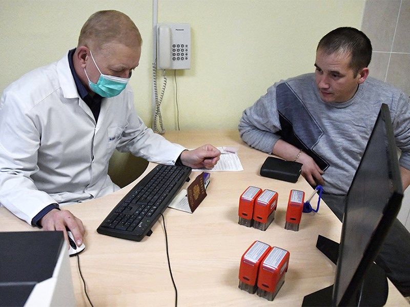 В арсенале ГИБДД появятся новые приборы для наркологического тестирования