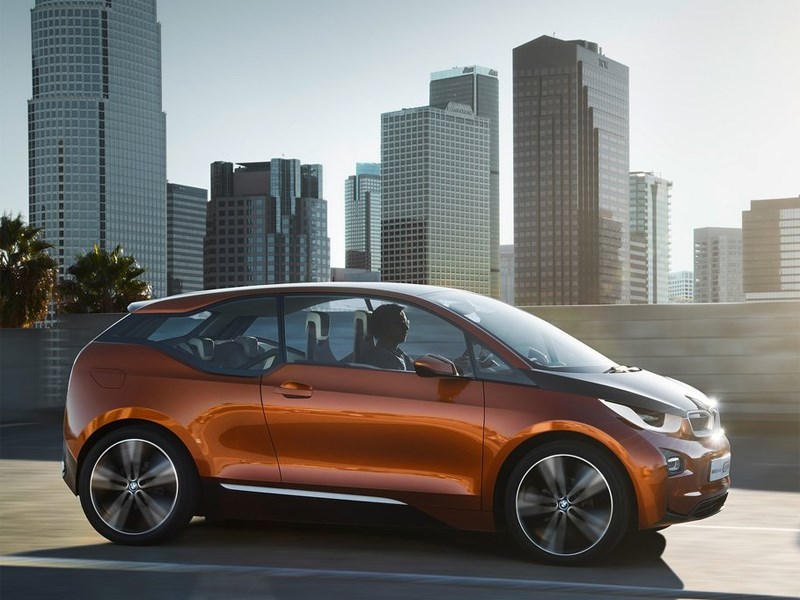 BMW озвучил рекомендованные цены на электрокар i3