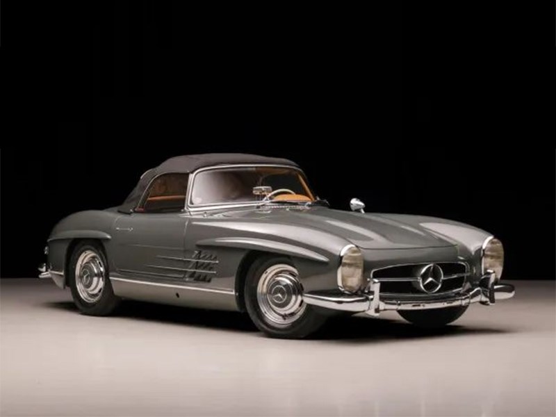Родстер Mercedes-Benz 300 SL 1961 года оценили в 860 0000 долларов