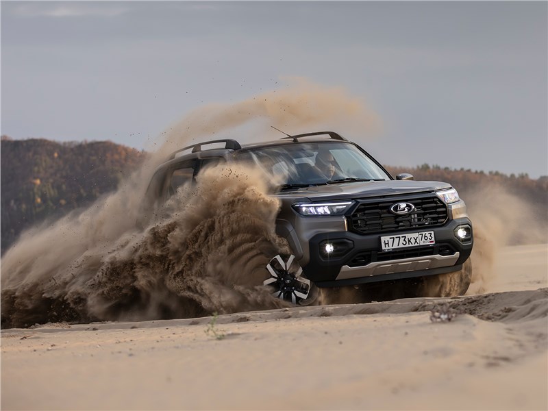 Lada Niva Travel (2025) вид спереди