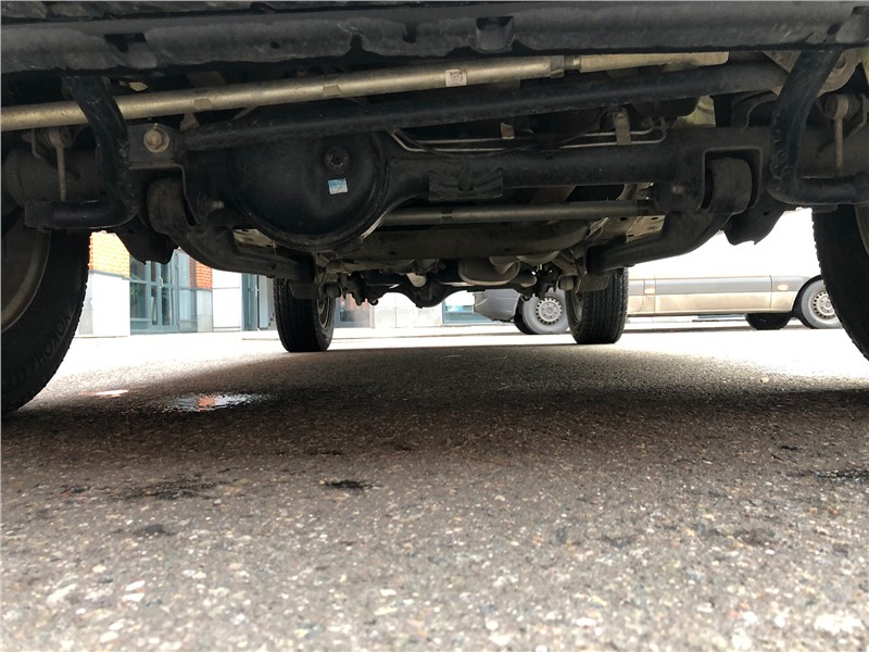 Suzuki Jimny Nomad (2024) передняя подвеска