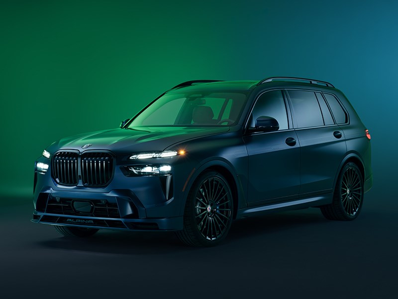 BMW представила прощальную версию Alpina XB7