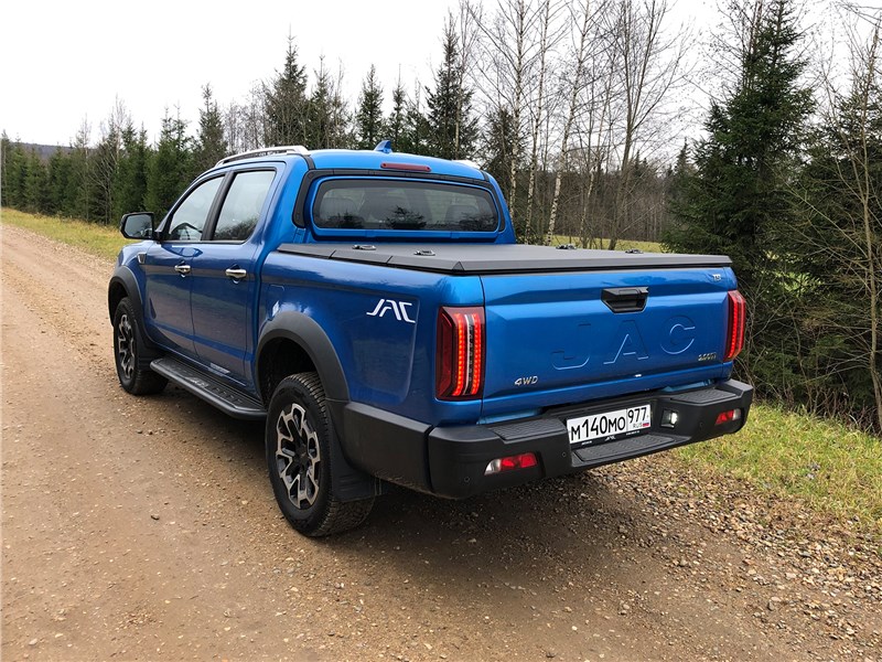 JAC T9 (2024) вид сзади