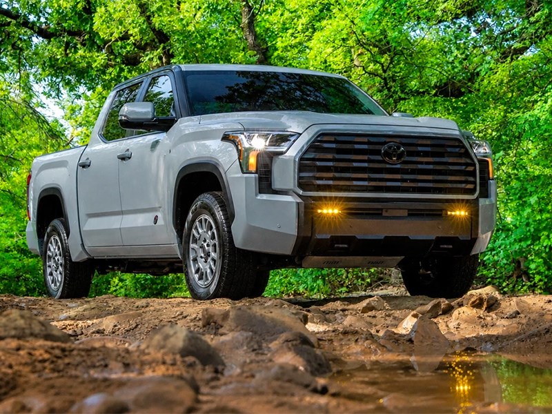 Toyota Tundra получила заводскую экспедиционную версию Trailhunter