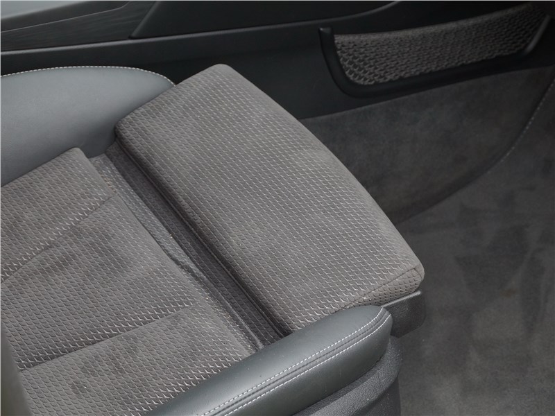 Audi A3 Sedan 2017 передние кресла